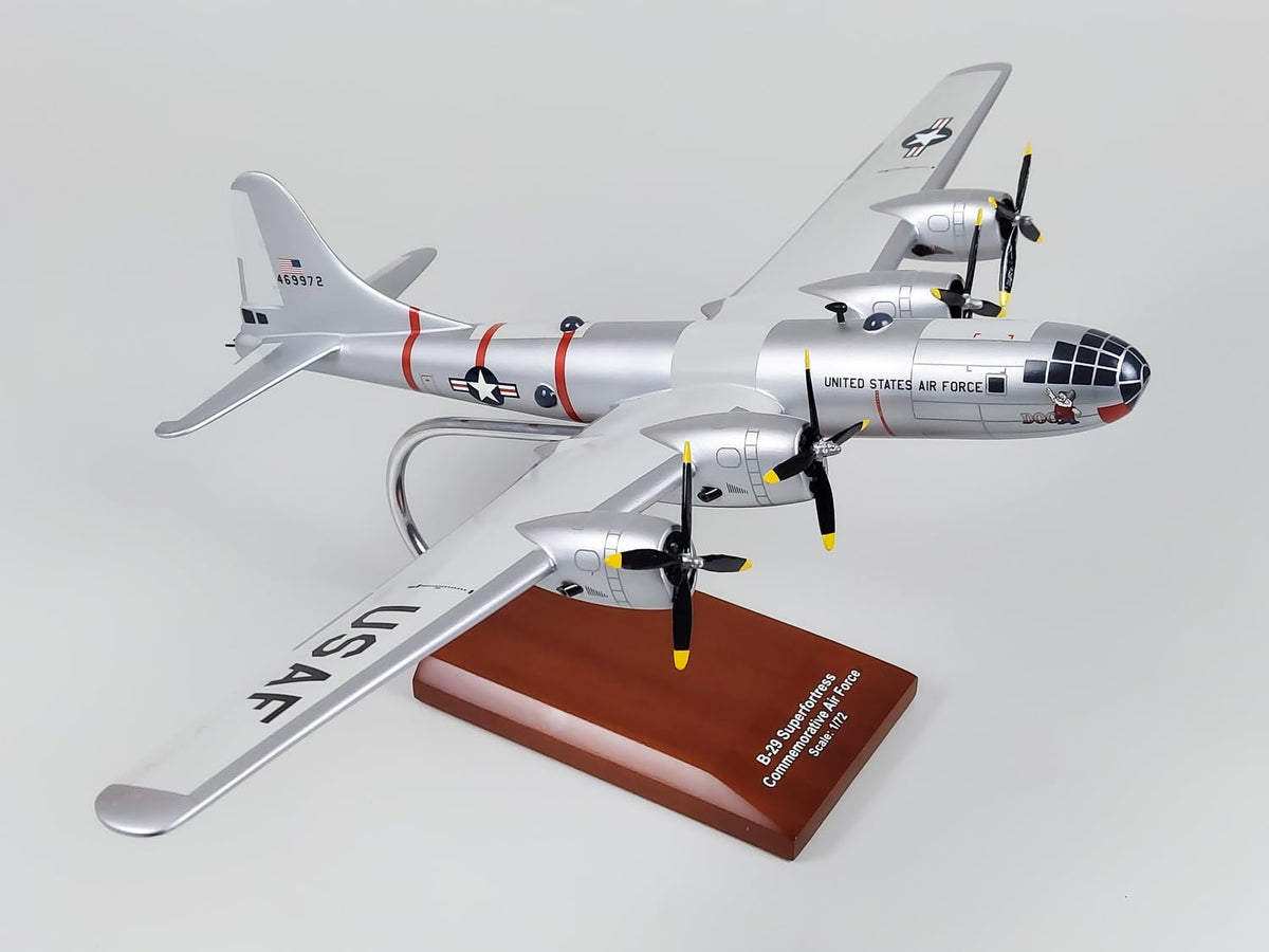 1/72 Scale Model V256223