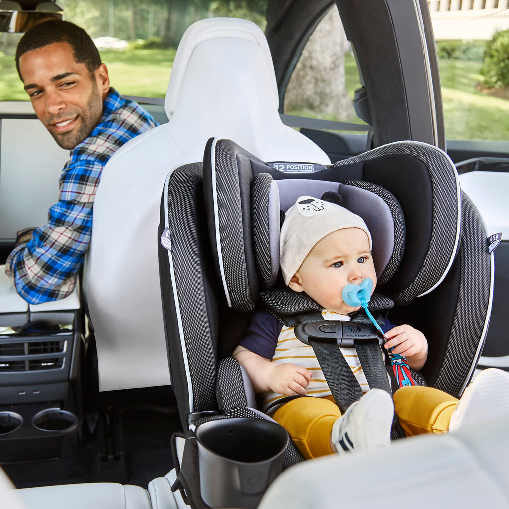 3-in-1 Convertible Car Seat V1367